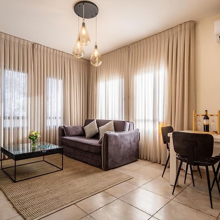Grand Vista Boutique Hotel And Spa Yuval Ngoại thất bức ảnh