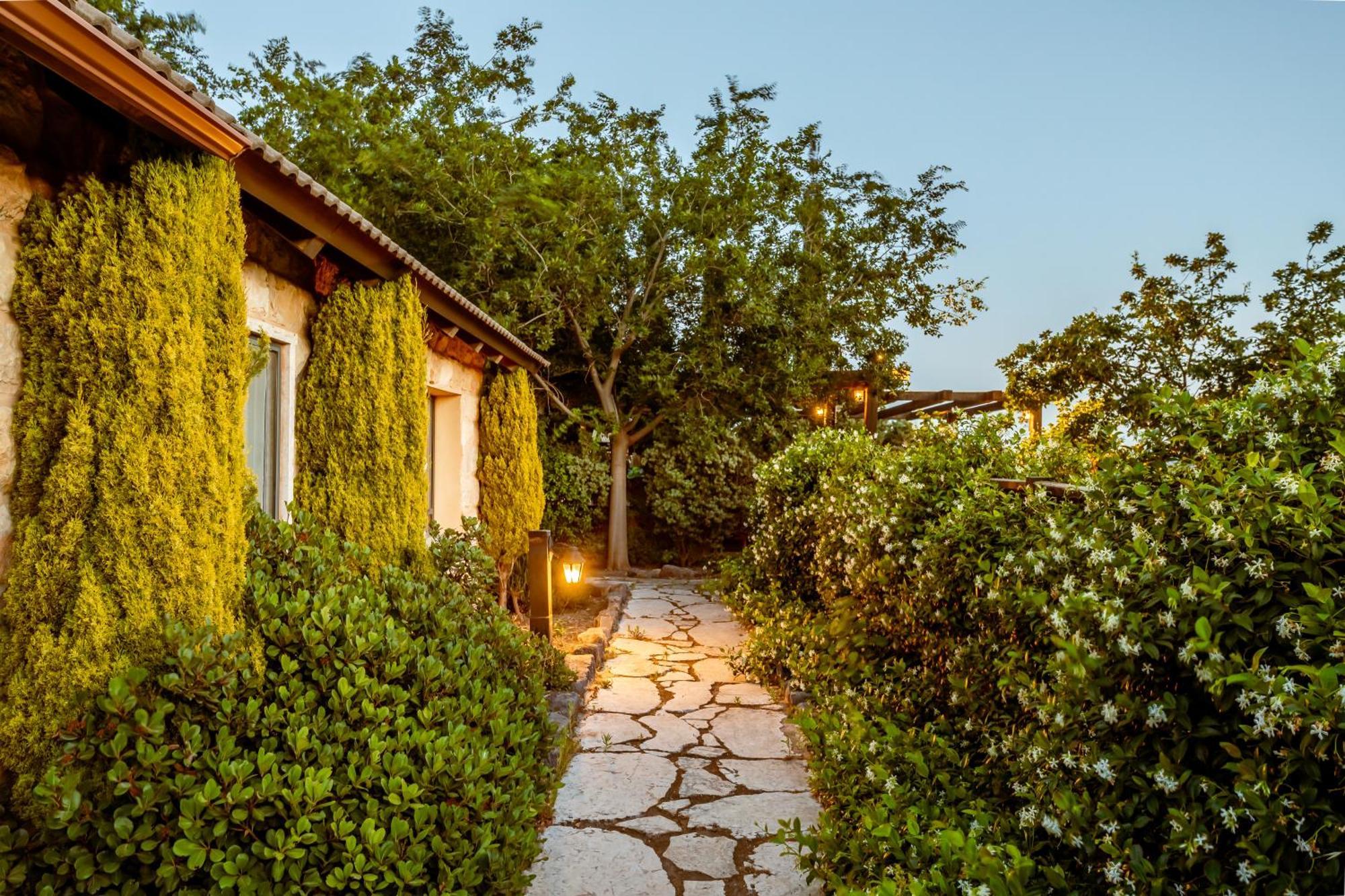 Grand Vista Boutique Hotel And Spa Yuval Ngoại thất bức ảnh